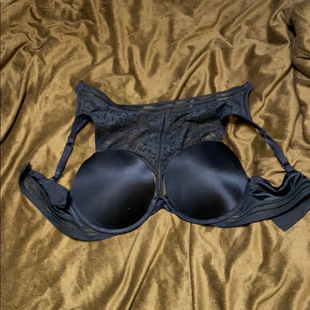 Super sexy bra!